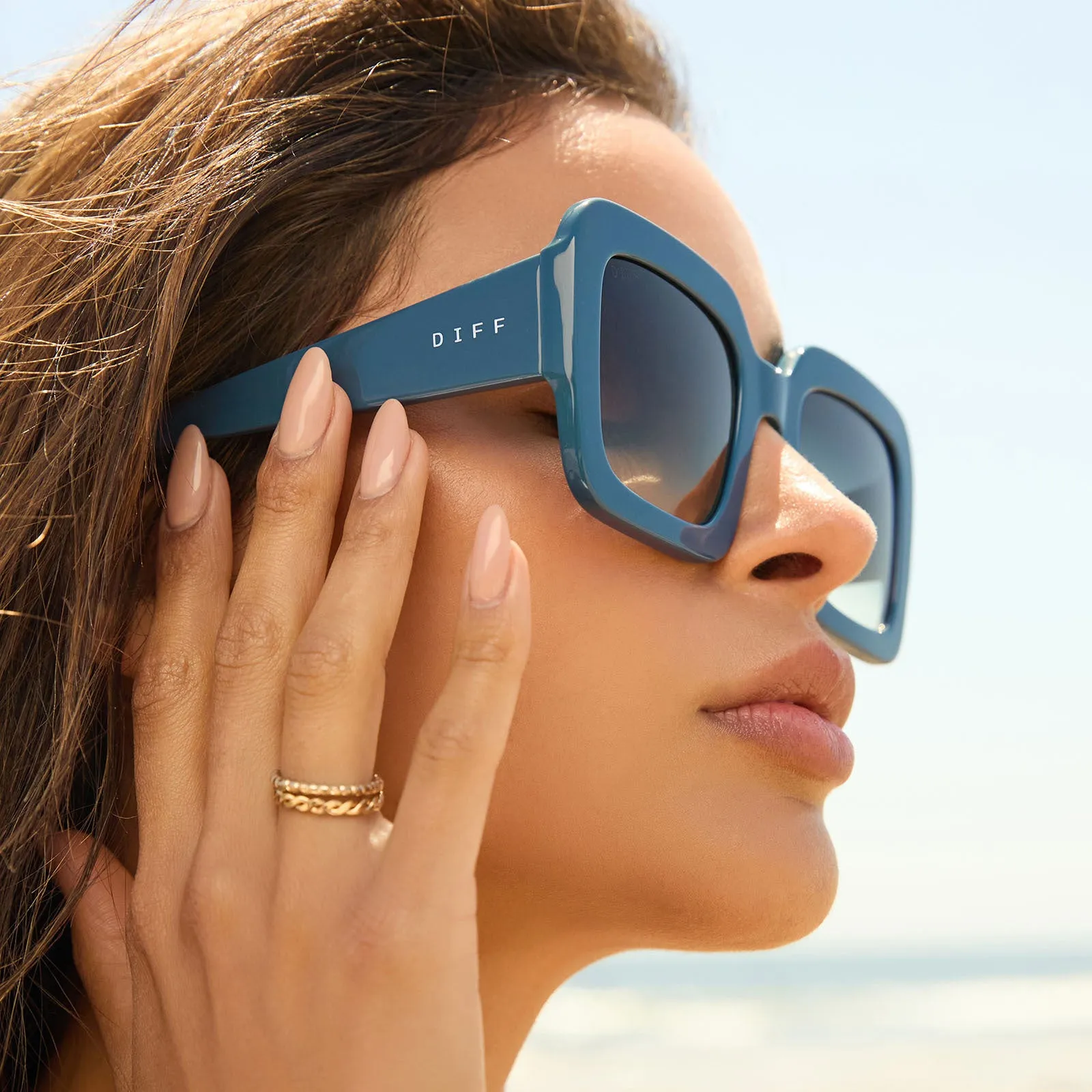 CHARISE - DEEP SPACE   GREY GRADIENT   POLARIZED SUNGLASSES