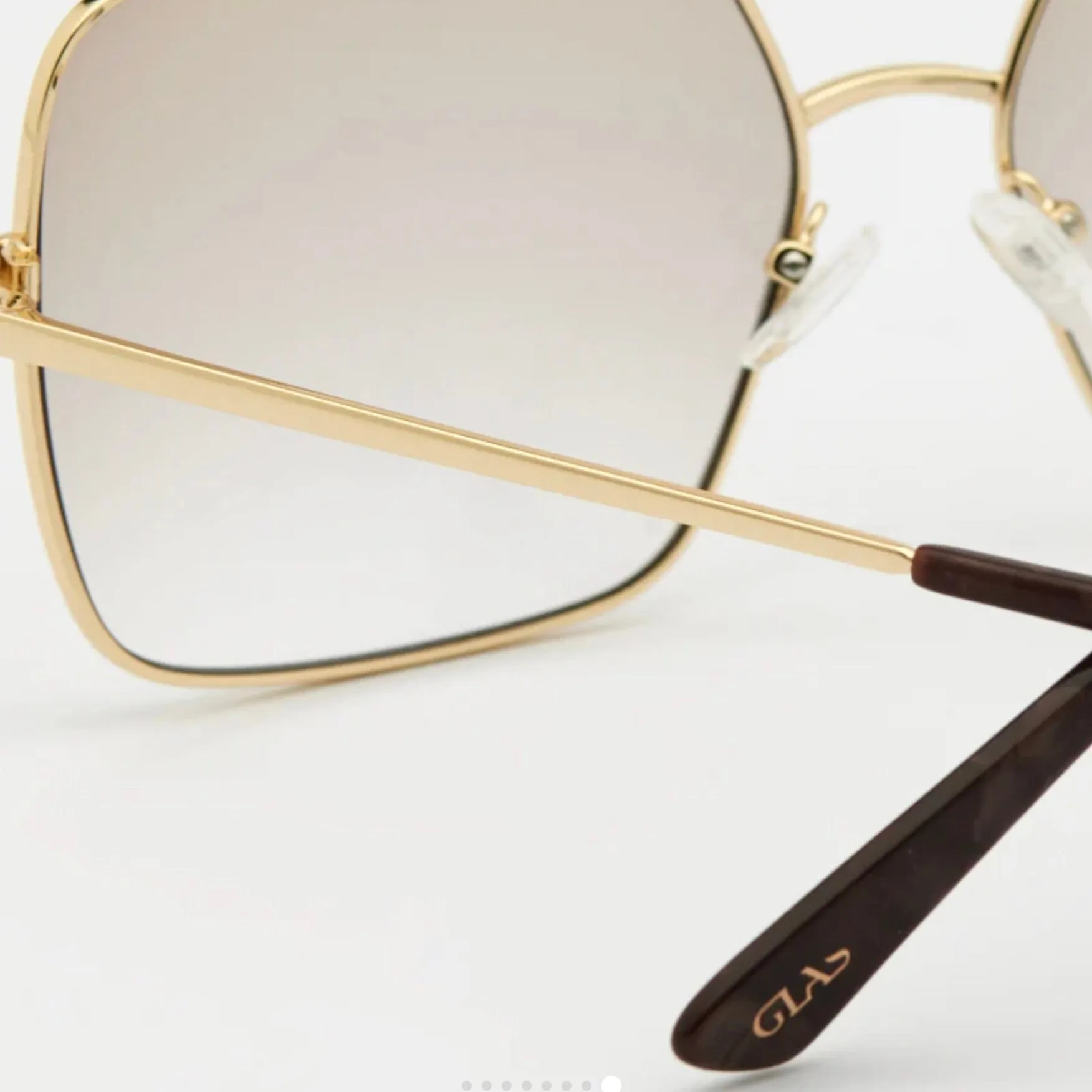 Gold Billie Reader Sunglasses