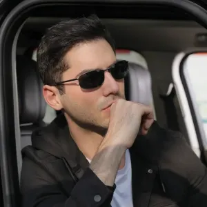Men's Driving Sunglasses with Polarized Lenses & Metal Frame